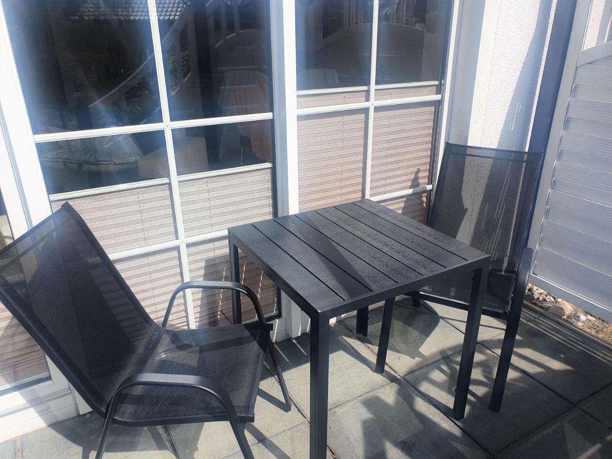 Ferienwohnung Lena Mit Terrasse Und Tiefgarage Koserow Екстериор снимка